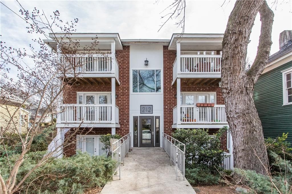 2 bedroom, 879 sq ft condominium sold at 212 Berean Avenue 3, Atlanta, GA 30316