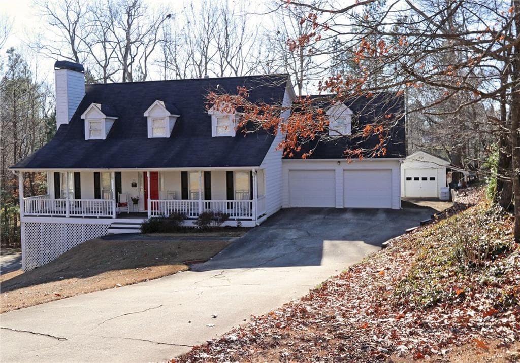 4 bedroom, 2,781 sq ft single family residence sold at 2066 Lake Ridge Terrace, Lawrenceville, GA 30043