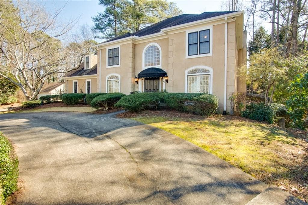 355 Kelson Drive, Sandy Springs, GA 30327 — most recent listing photo