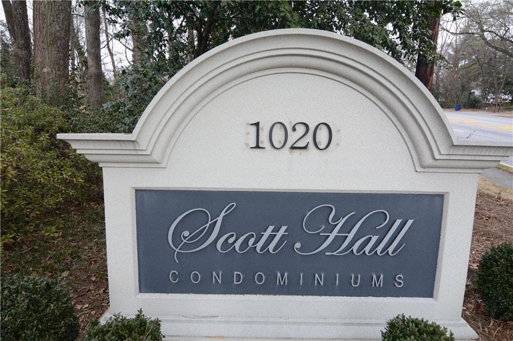 2 bedroom, 1,102 sq ft condominium sold at 1020 Scott Boulevard D4, Decatur, GA 30030