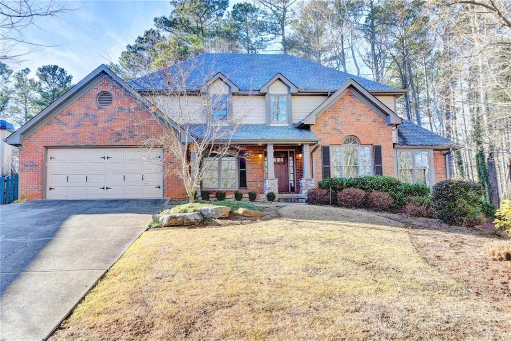 4 bedroom, 3,271 sq ft single family residence sold at 605 Brington Close, Alpharetta, GA 30022
