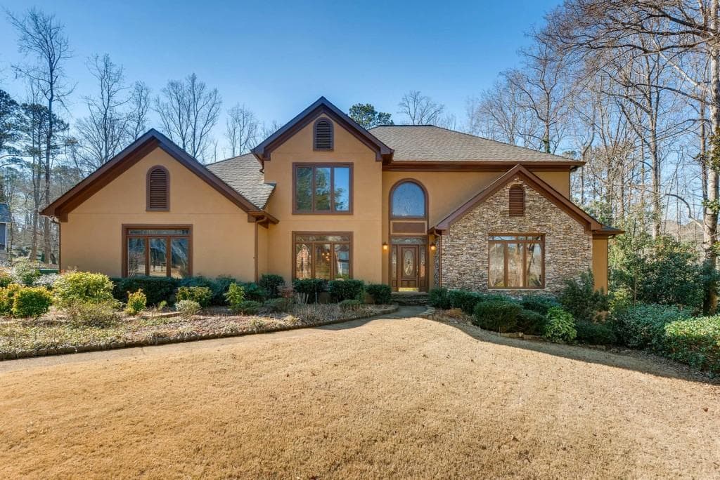 5600 Asheforde Lane, Marietta, GA 30068 — most recent listing photo