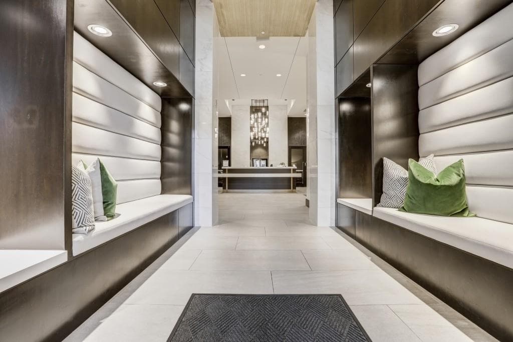 1 bedroom, 748 sq ft condominium sold at 855 Peachtree Street 1212, Atlanta, GA 30308