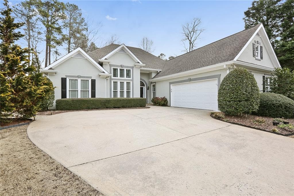 3 bedroom, 2,352 sq ft single family residence sold at 6440 Brookline Court, Cumming, GA 30040