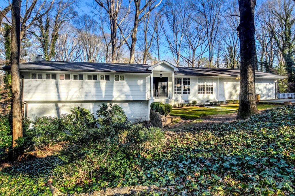single family residence sold at 4131 Glen Devon Drive, Atlanta, GA 30327
