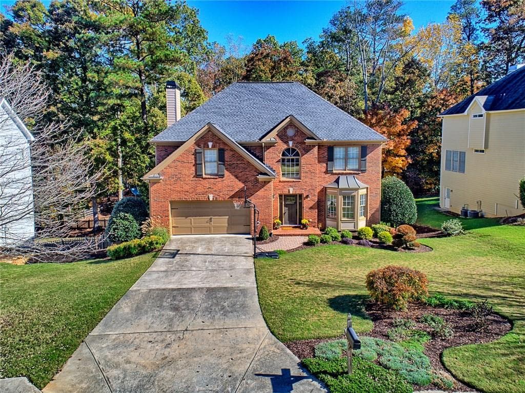 5 bedroom, 2,688 sq ft single family residence sold at 1980 Providence Oaks Street, Alpharetta, GA 30009
