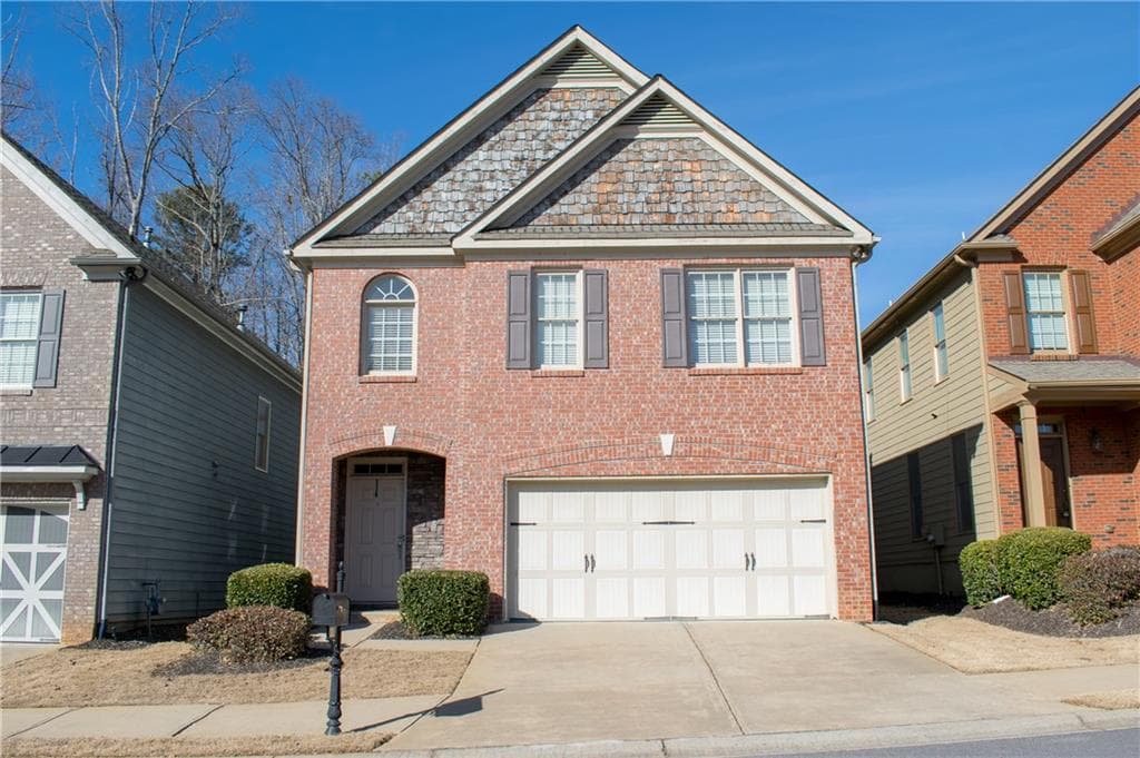 4 bedroom, 2,232 sq ft single family residence sold at 2512 Highglen Court, Alpharetta, GA 30009