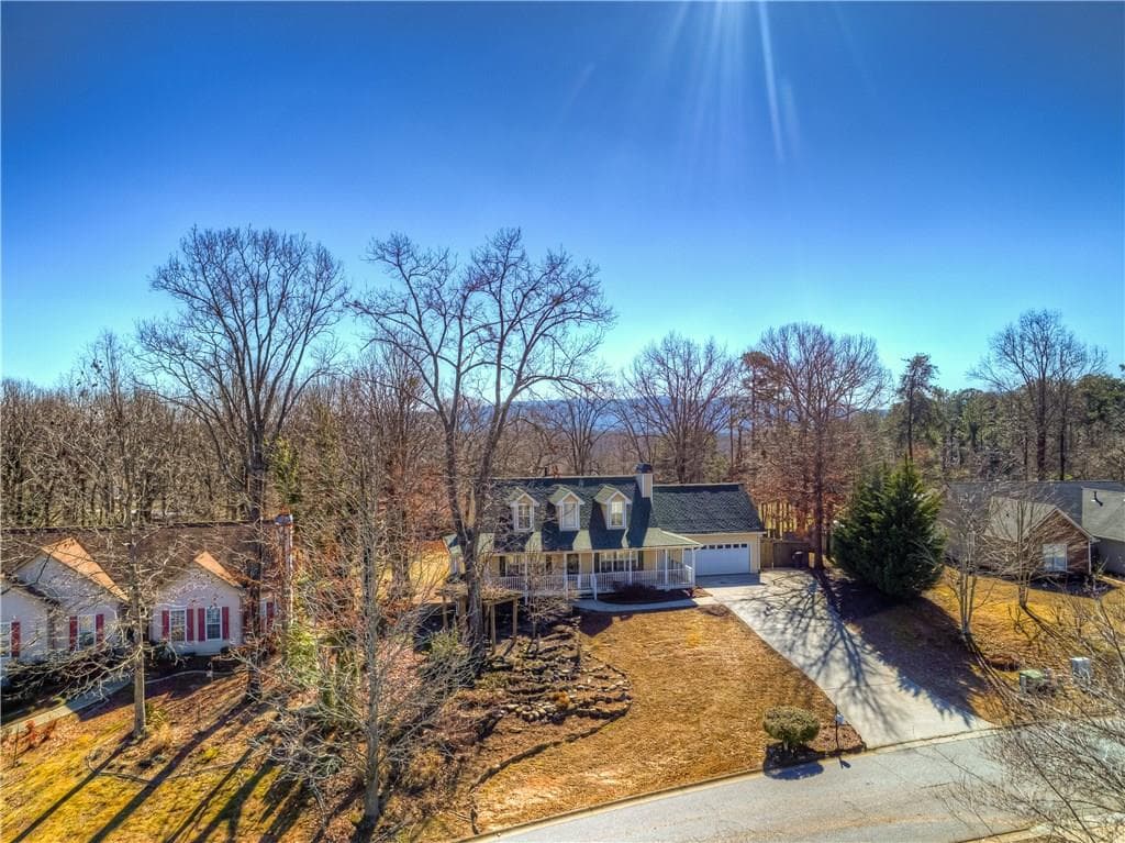 4 bedroom, 3,016 sq ft single family residence sold at 7005 Walnut Mill Landing, Cumming, GA 30040