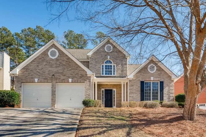 6893 Deer Creek Trace, Stone Mountain, GA 30087 — most recent listing photo