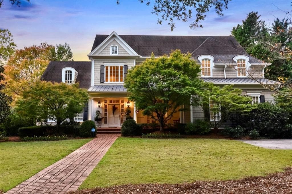 5 bedroom, 5,155 sq ft single family residence sold at 720 Whitemere Court, Atlanta, GA 30327