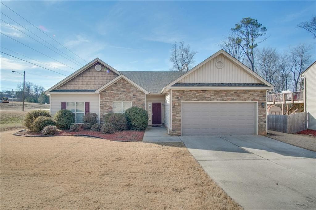 3 bedroom, 1,786 sq ft single family residence sold at 2200 Avalon Trace, Winder, GA 30680