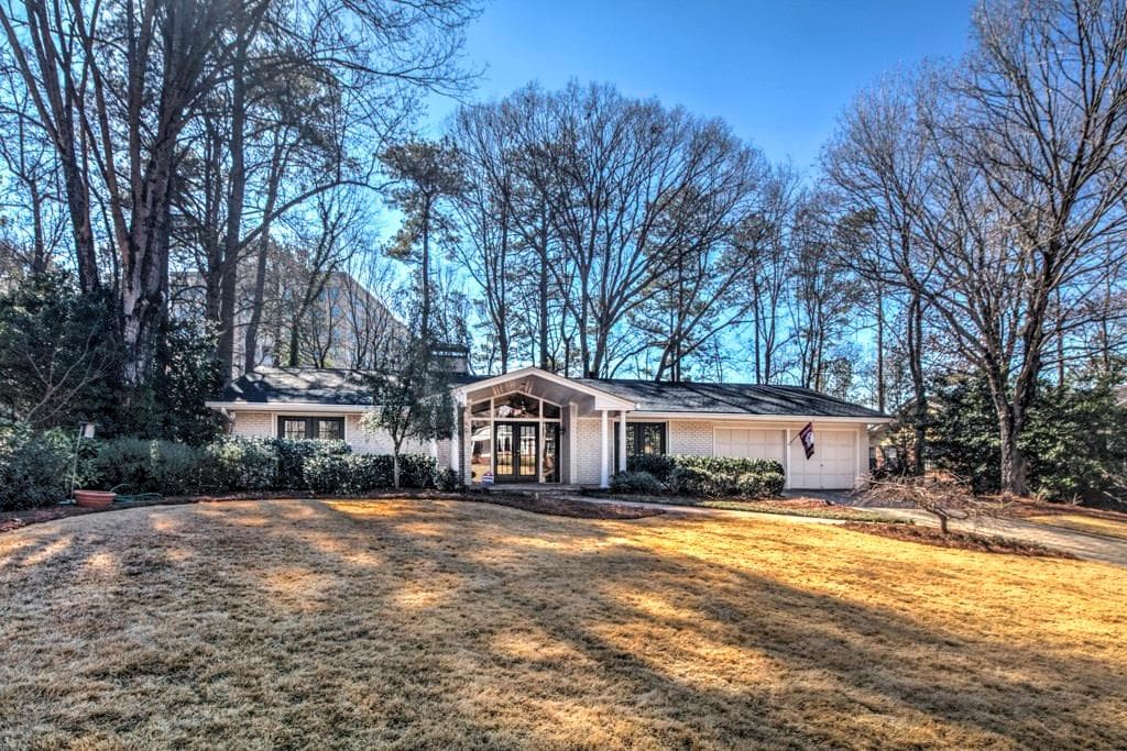 5 bedroom single family residence sold at 3390 Pine Meadow Road, Atlanta, GA 30327