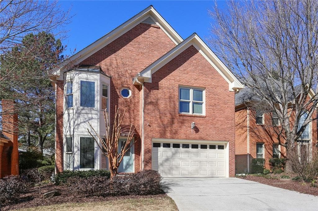 4 bedroom, 2,905 sq ft single family residence sold at 1761 Vista Trace, Decatur, GA 30033