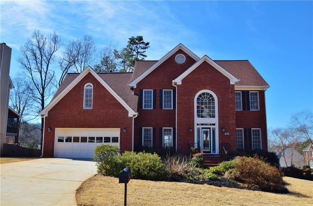 5 bedroom, 3,238 sq ft single family residence sold at 425 Chandler Court, Sugar Hill, GA 30518