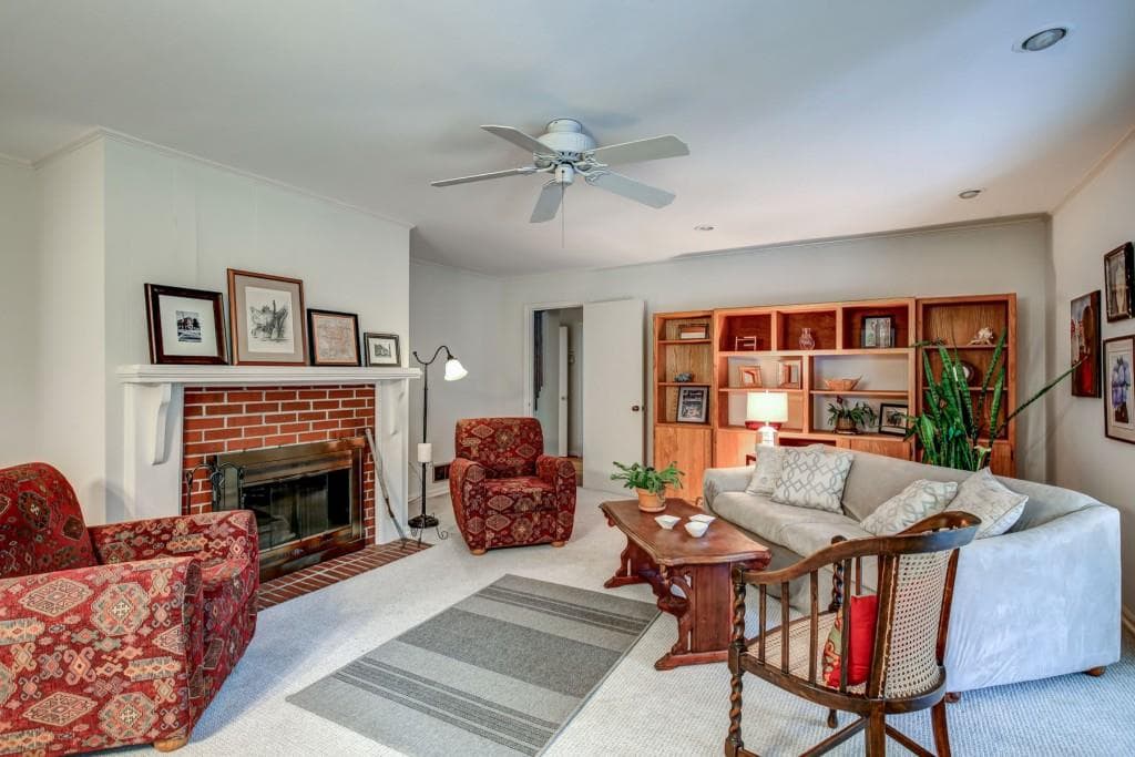 2 bedroom, 1,600 sq ft single family residence sold at 1888 Westminster Way, Atlanta, GA 30307