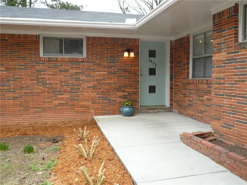 3 bedroom, 1,808 sq ft single family residence sold at 3453 Woods Drive, Decatur, GA 30032