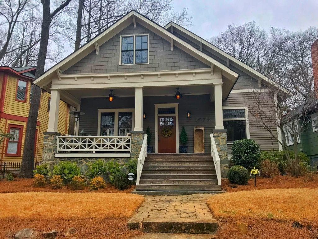 3 bedroom, 2,382 sq ft single family residence sold at 1074 Colquitt Avenue, Atlanta, GA 30307