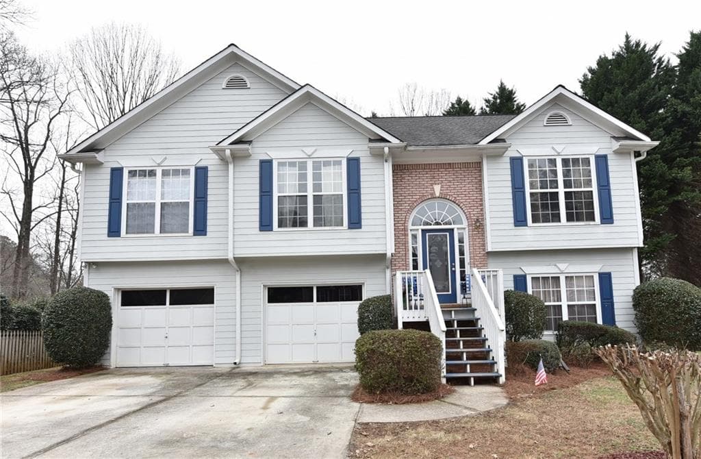 4 bedroom, 2,367 sq ft single family residence sold at 1215 Sugar Land Court, Lawrenceville, GA 30043