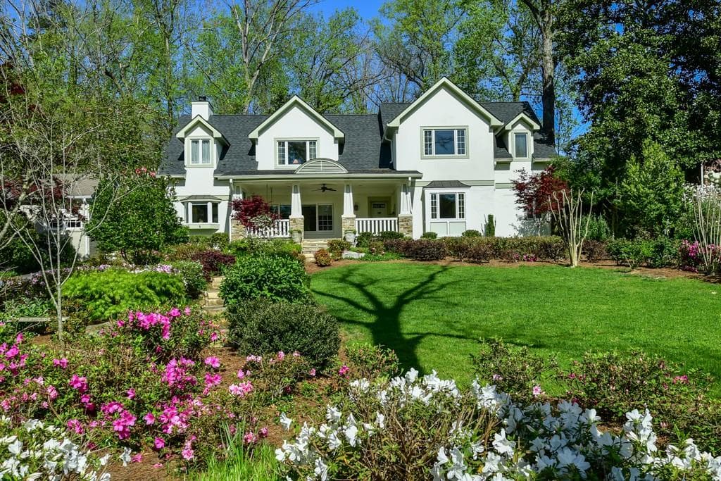 5 bedroom, 4,022 sq ft single family residence sold at 998 Springdale Road, Atlanta, GA 30306