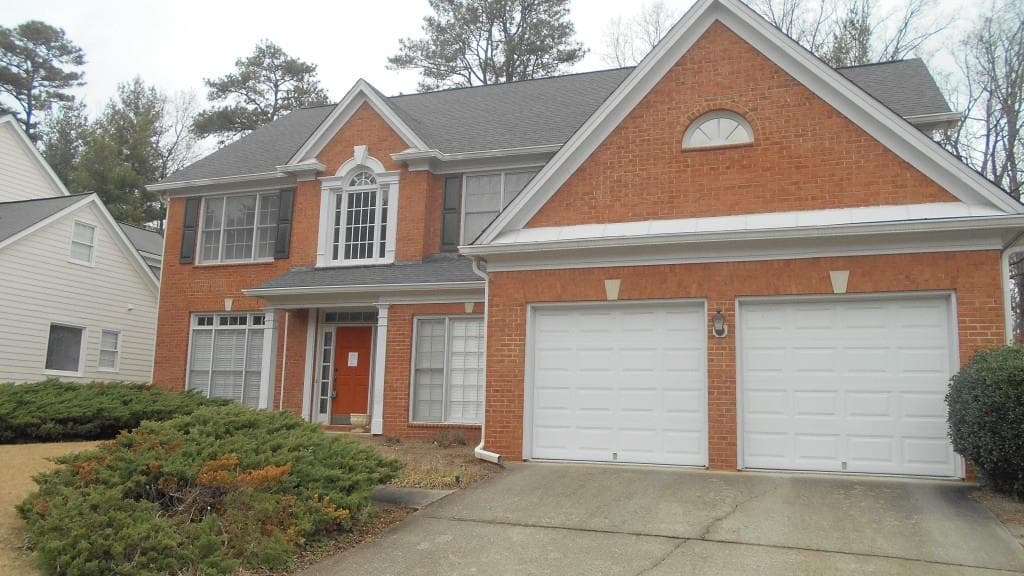 4 bedroom, 3,236 sq ft single family residence sold at 5339 Briarleigh Close, Atlanta, GA 30338
