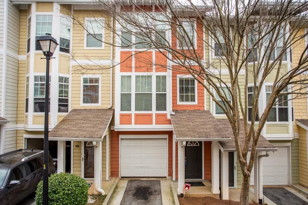1055 Park Row North 1055, Atlanta, GA 30312 — most recent listing photo
