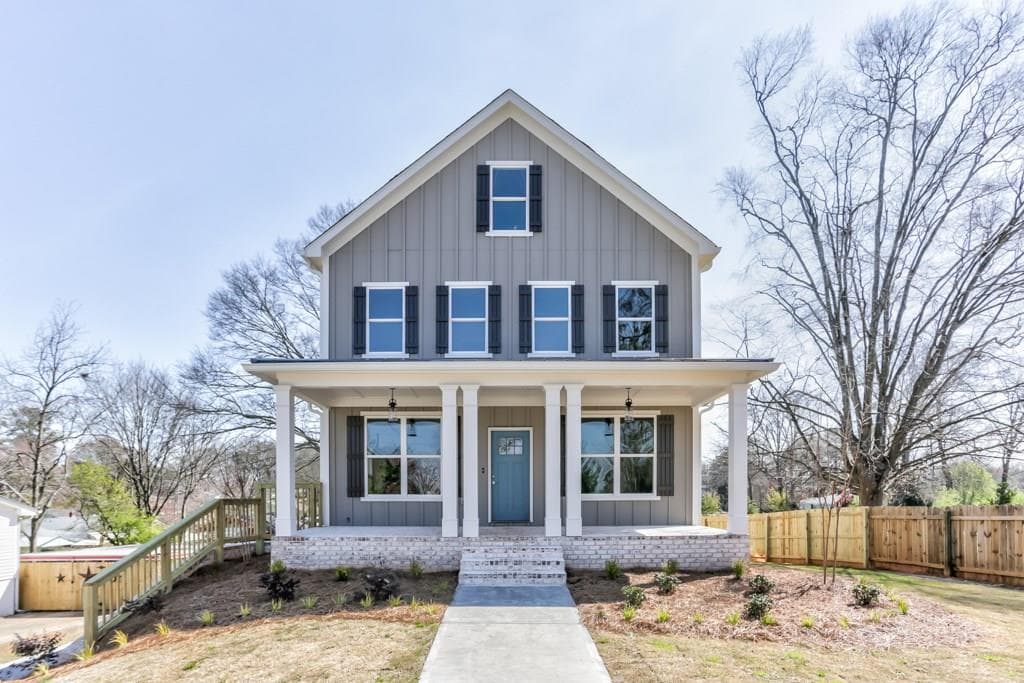4 bedroom, 3,025 sq ft single family residence sold at 820 Mclinden Avenue, Smyrna, GA 30080