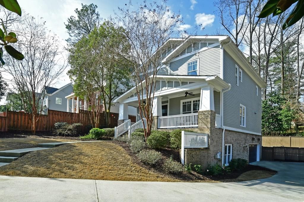 3 bedroom, 2,778 sq ft single family residence sold at 2336 Drew Valley Road, Brookhaven, GA 30319