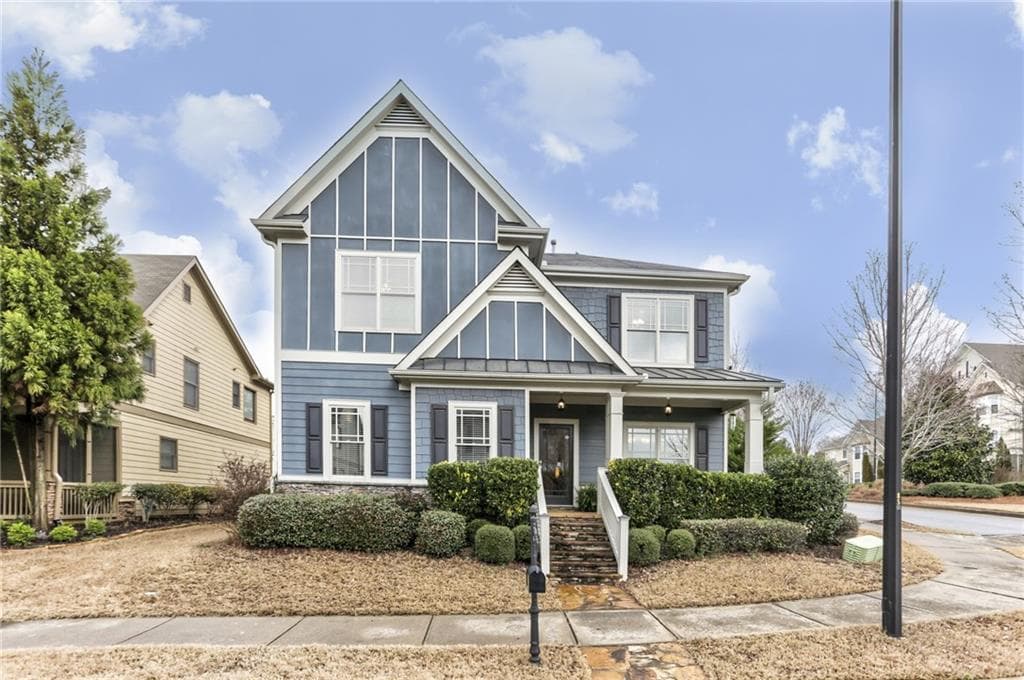 4 bedroom, 2,513 sq ft single family residence sold at 970 Samples Lane, Atlanta, GA 30318