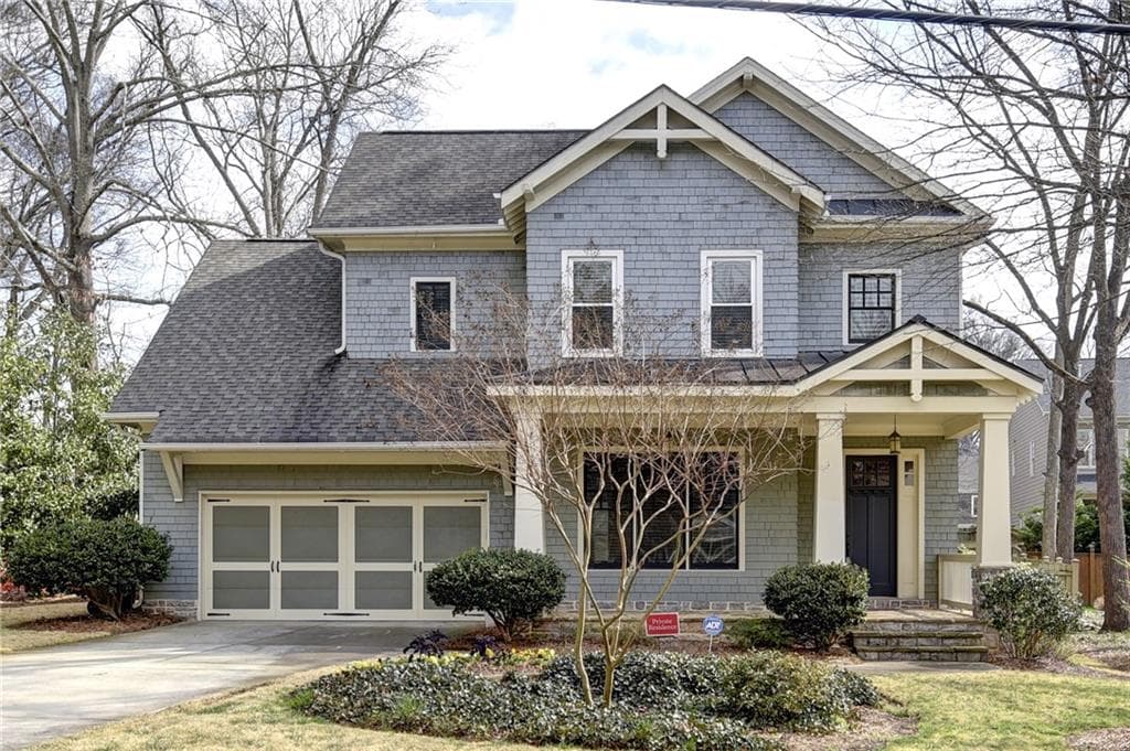3 bedroom, 2,887 sq ft single family residence sold at 2621 Gilbert Street, Smyrna, GA 30080