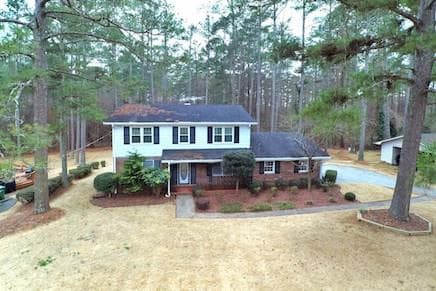 4 bedroom, 3,080 sq ft single family residence sold at 4400 Lakeridge Circle, Atlanta, GA 30331