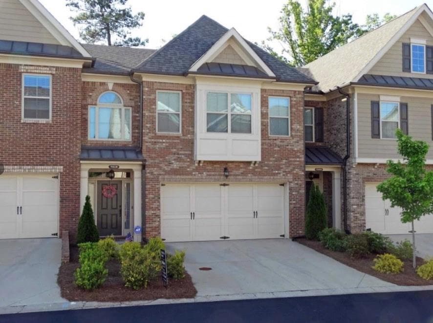 7520 Glisten Avenue 315, Atlanta, GA 30328 — most recent listing photo