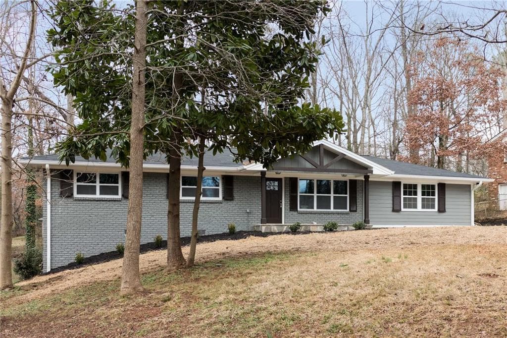 4 bedroom single family residence sold at 1104 Lanier Drive, Marietta, GA 30060
