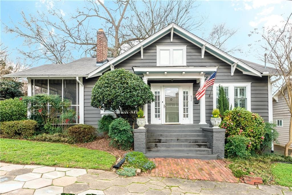 3 bedroom, 2,572 sq ft single family residence sold at 452 Euclid Terrace, Atlanta, GA 30307