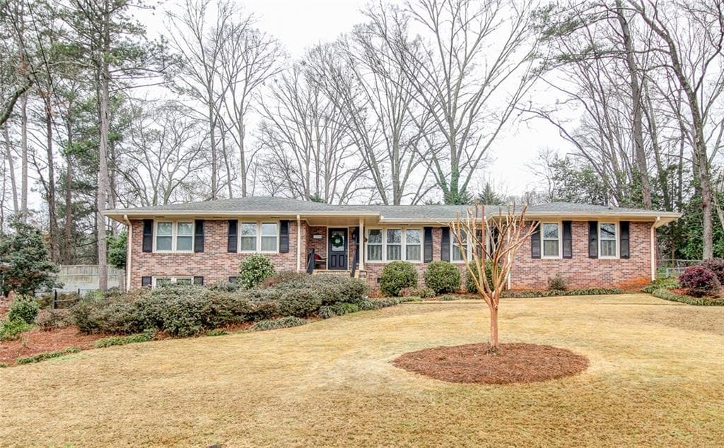 3 bedroom, 2,391 sq ft single family residence sold at 2736 Hunting Hill Lane, Decatur, GA 30033
