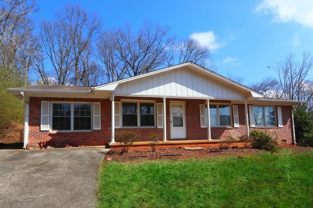 3 bedroom, 1,377 sq ft single family residence sold at 3791 Cherokee Trail, Suwanee, GA 30024