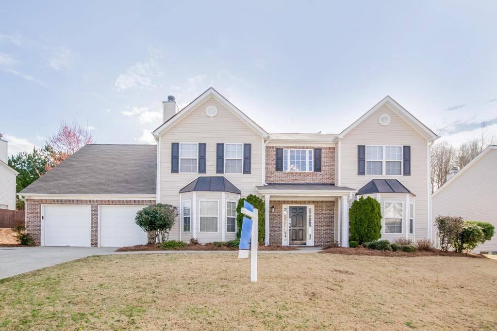 4 bedroom, 2,901 sq ft single family residence sold at 5461 SKYLAR CREEK Lane, Buford, GA 30518