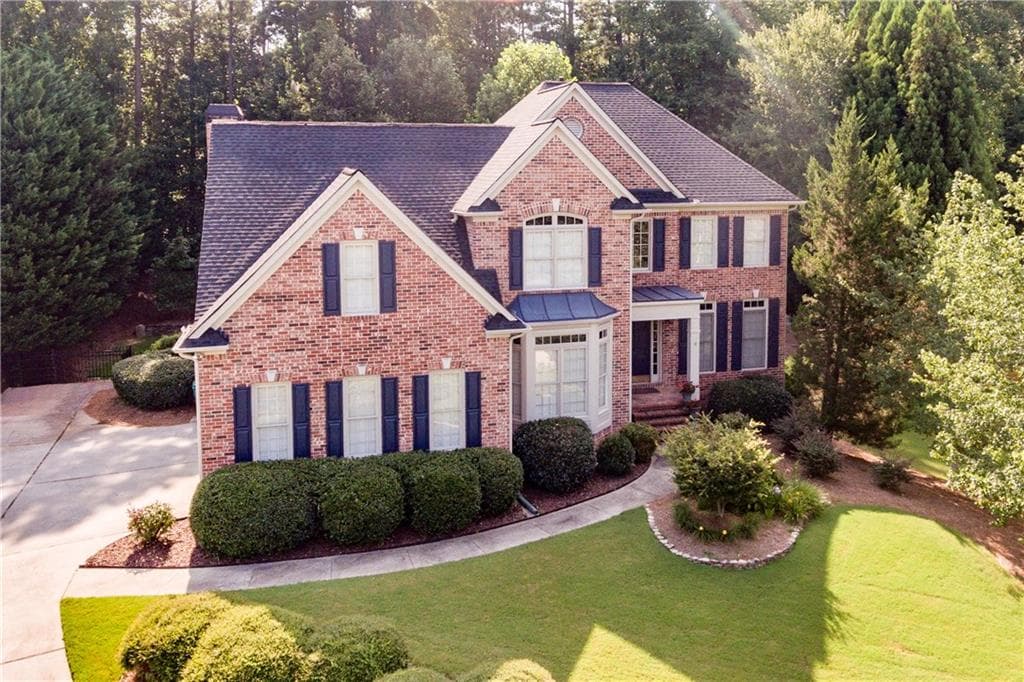 6 bedroom, 5,089 sq ft single family residence sold at 687 Vinings Estates Drive, Smyrna, GA 30126