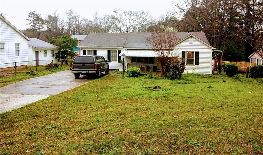 3 bedroom, 893 sq ft single family residence sold at 1280 Peachcrest Road, Decatur, GA 30032
