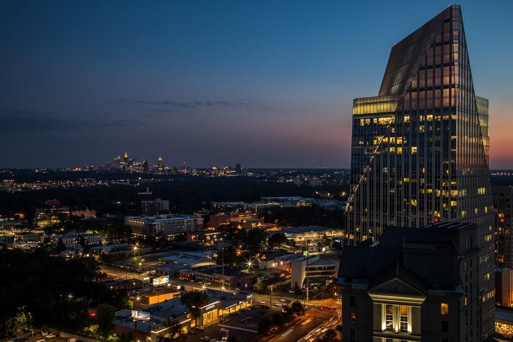 1 bedroom, 783 sq ft condominium sold at 3324 Peachtree Road 1612, Atlanta, GA 30326