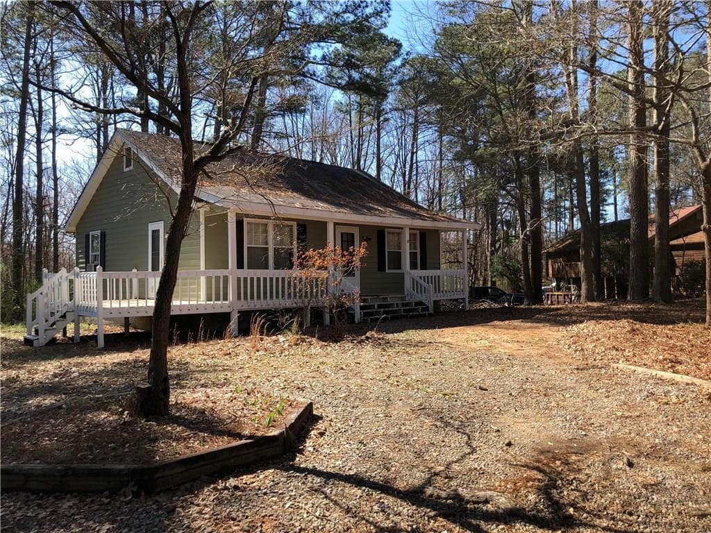 2 bedroom single family residence sold at 124 Lummus Road, Cumming, GA 30040
