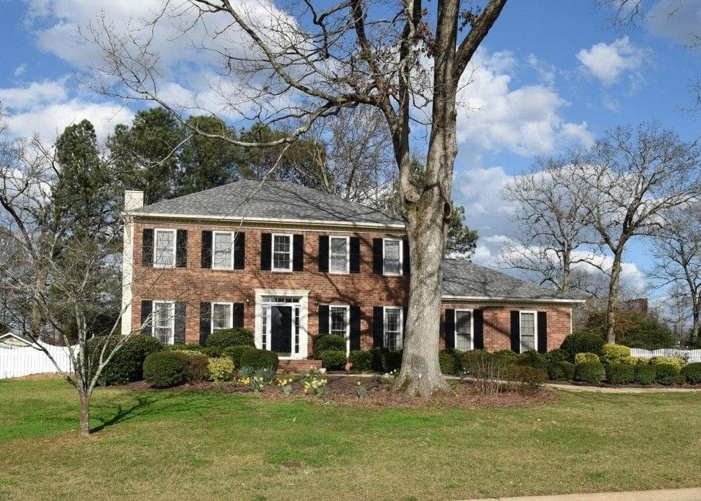 1568 Fair Oaks Lane, Snellville, GA 30078 — most recent listing photo