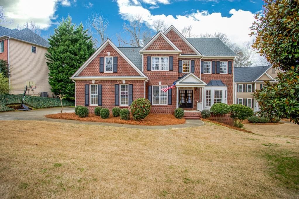 4 bedroom, 3,646 sq ft single family residence sold at 1484 High Cotton Court, Lawrenceville, GA 30043