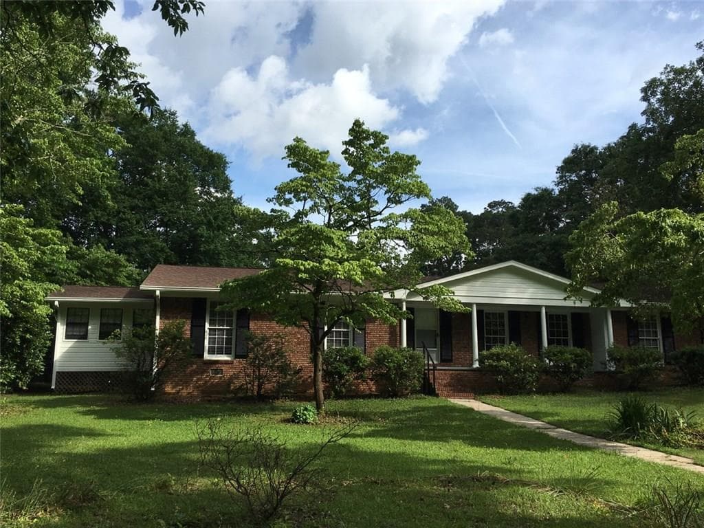 6292 Cornelia Drive, Douglasville, GA 30134 — most recent listing photo