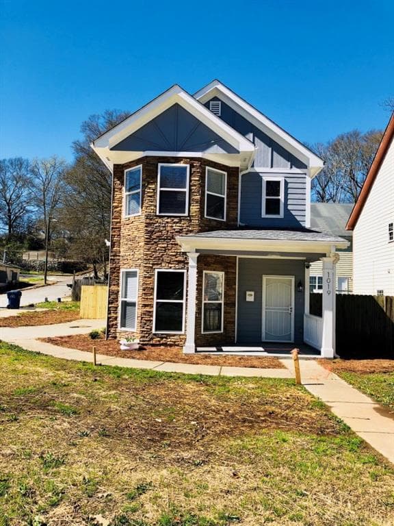 4 bedroom, 1,549 sq ft single family residence sold at 1019 McDaniel Street, Atlanta, GA 30310