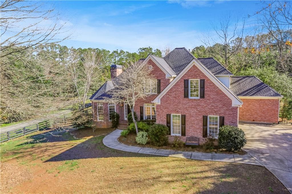 5 bedroom, 3,104 sq ft single family residence sold at 13695 Providence Road, Alpharetta, GA 30004