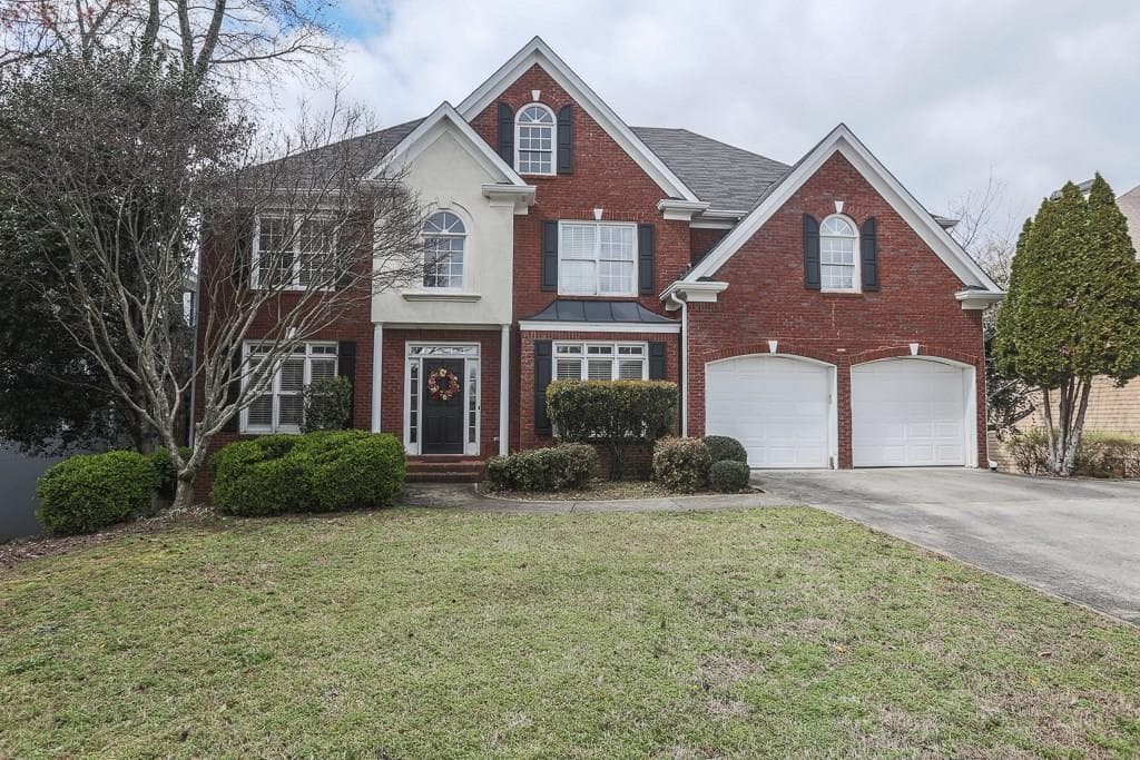 6 bedroom, 3,431 sq ft single family residence sold at 12280 Edenwilde Drive, Roswell, GA 30075