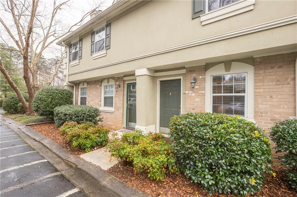 6900 Roswell Road E2, Atlanta, GA 30328 — most recent listing photo