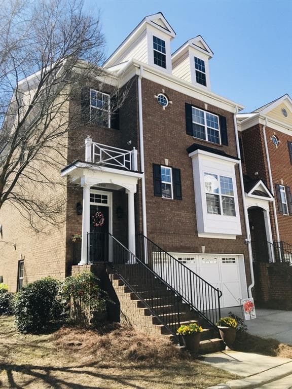 3 bedroom, 3,100 sq ft townhouse sold at 12800 Doe Drive, Alpharetta, GA 30004