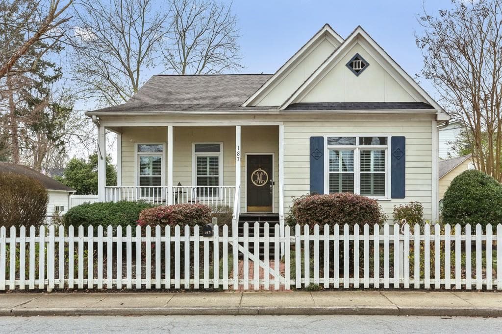 3 bedroom, 1,682 sq ft single family residence sold at 187 LOCUST Street, Marietta, GA 30064