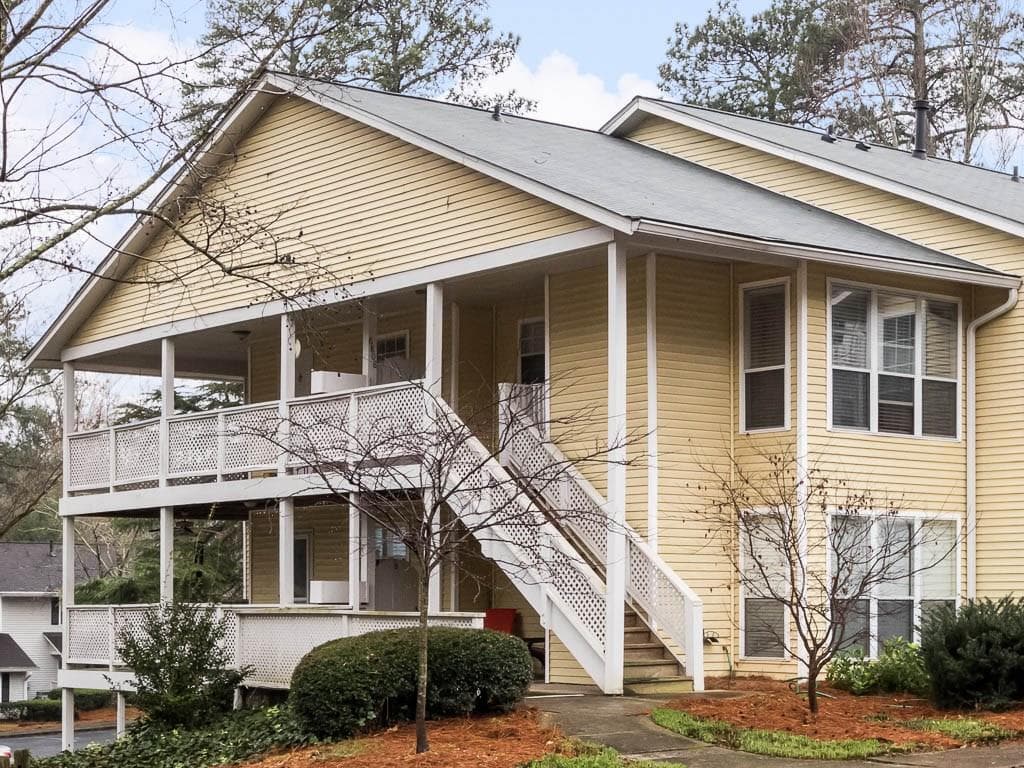 2 bedroom, 1,060 sq ft condominium sold at 6808 Glenridge Drive 6808B, Atlanta, GA 30328